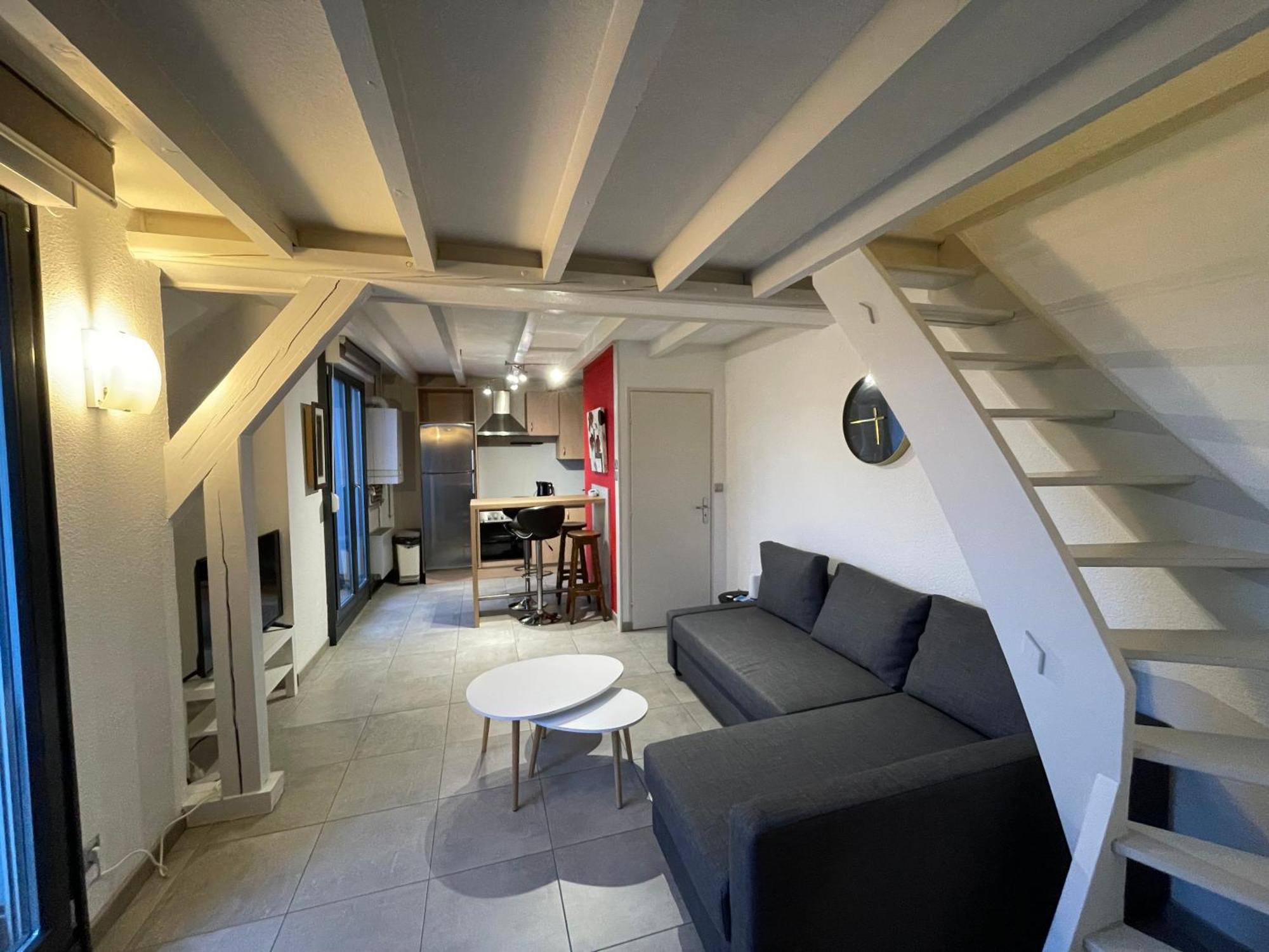 Fathala - Appartement Lumineux En Dernier Etage - Face A La Gare Routiere Sarrebourg Ngoại thất bức ảnh